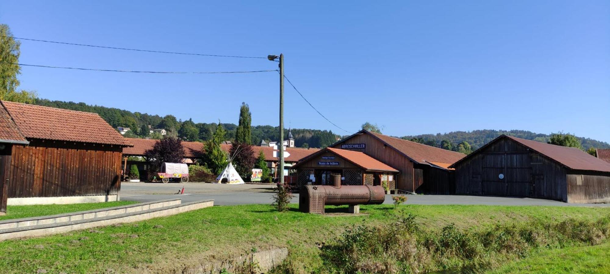 La Fontaine Aux Enfants - Gr5 - Chambre Avec Sdb Privee Abreschviller Buitenkant foto